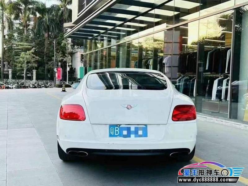 13年宾利欧陆轿车抵押车出售