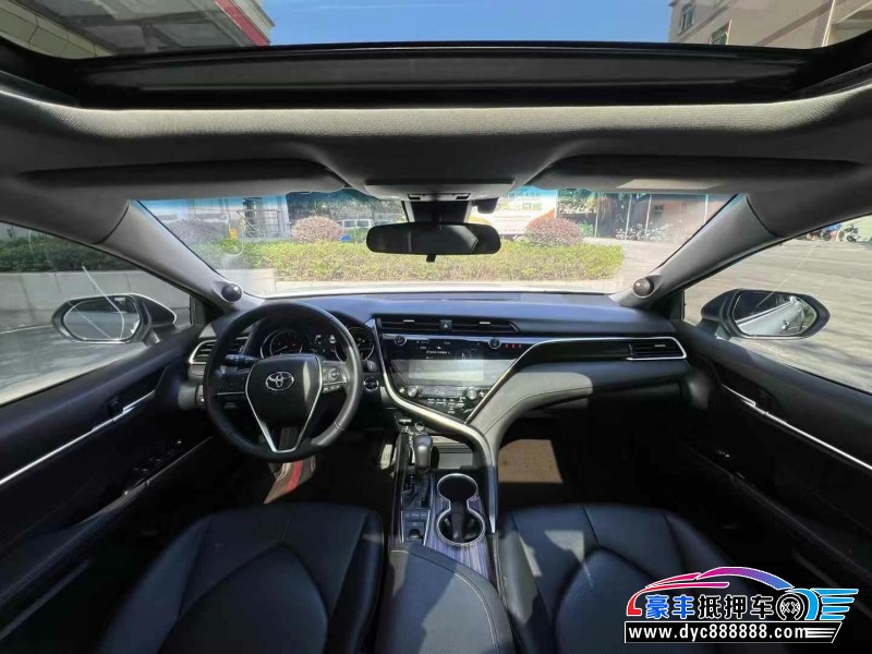 21年丰田凯美瑞轿车抵押车出售