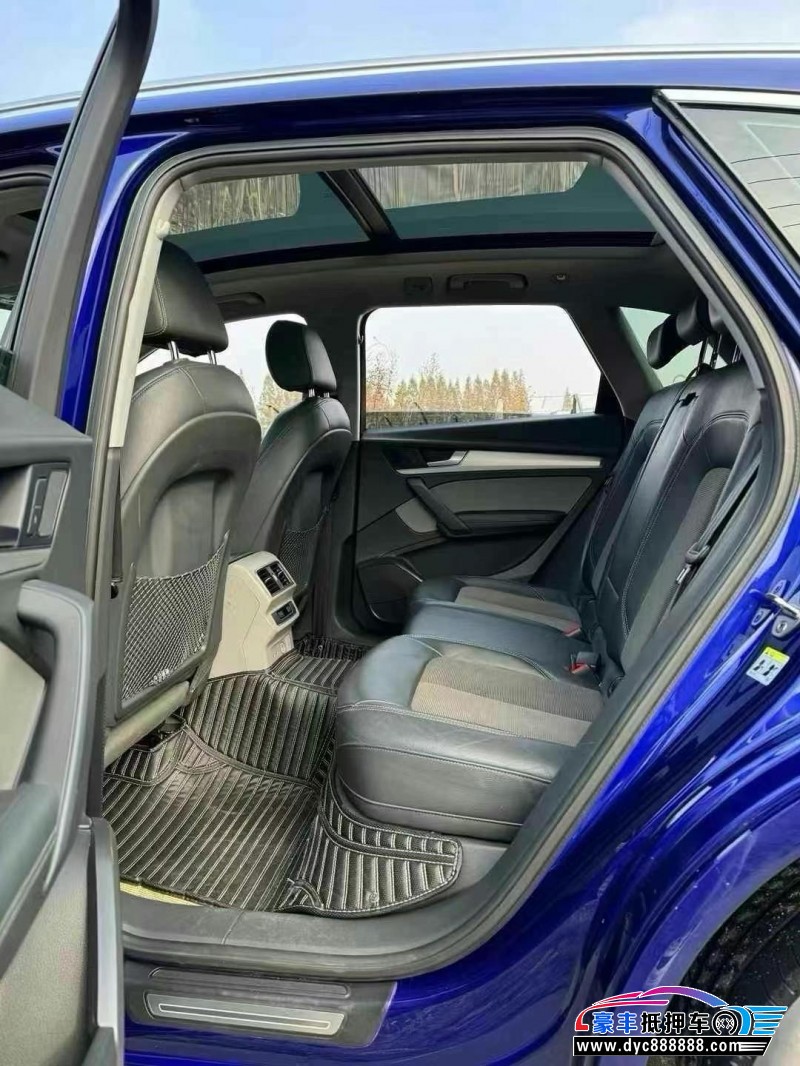 19年奥迪Q5轿车抵押车出售