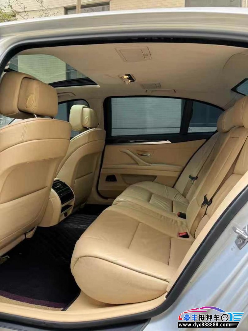 11年宝马5系轿车抵押车出售