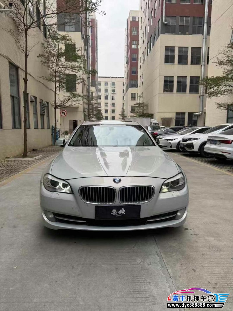 11年宝马5系轿车抵押车出售