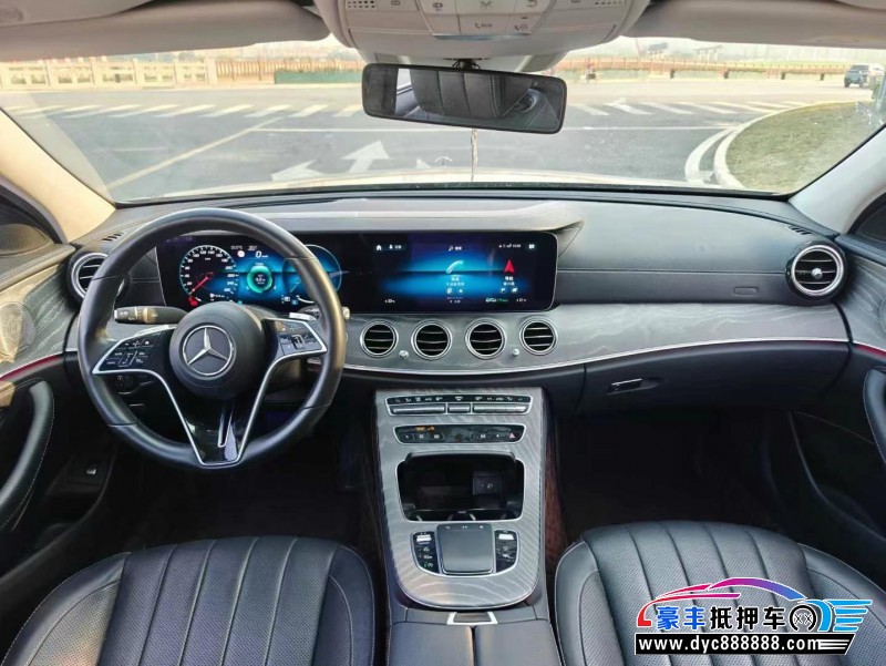 22年奔驰E轿车抵押车出售