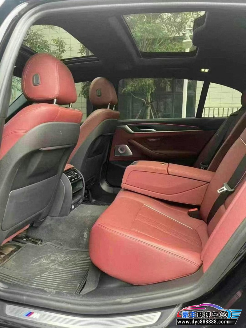 21年宝马5系轿车抵押车出售