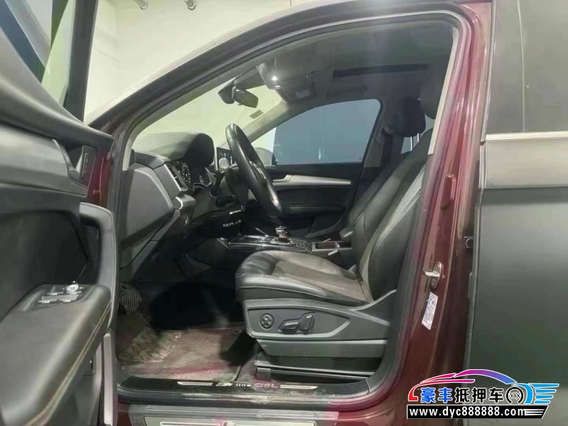 18年奥迪Q5轿车抵押车出售