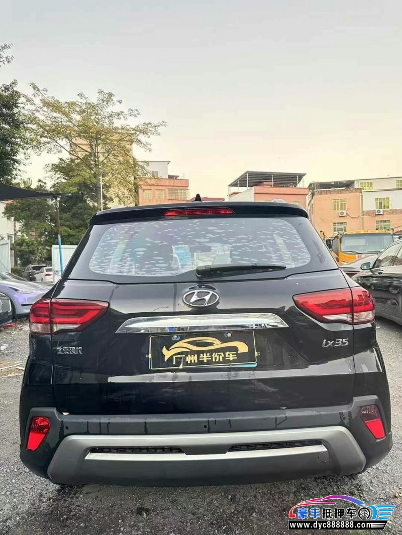 20年现代ix35轿车抵押车出售