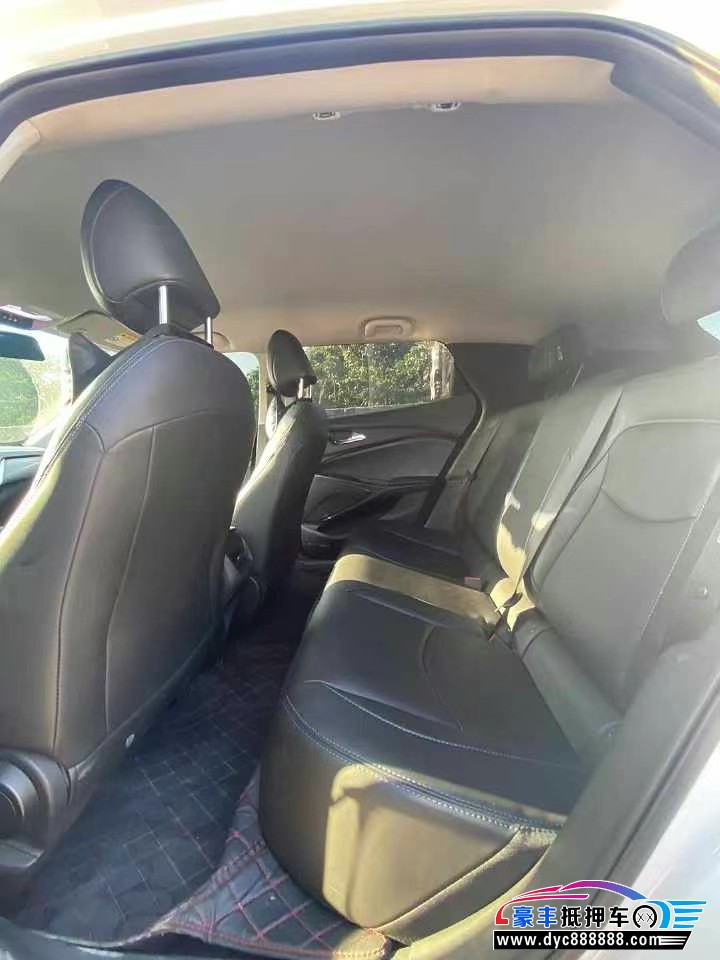 24年雪佛兰畅巡轿车抵押车出售