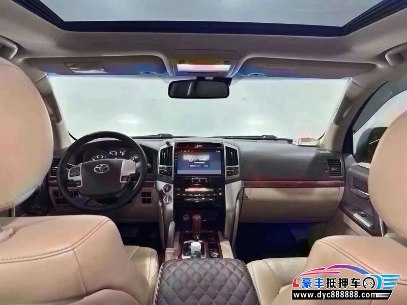 13年丰田兰德酷路泽（陆巡）轿车抵押车出售