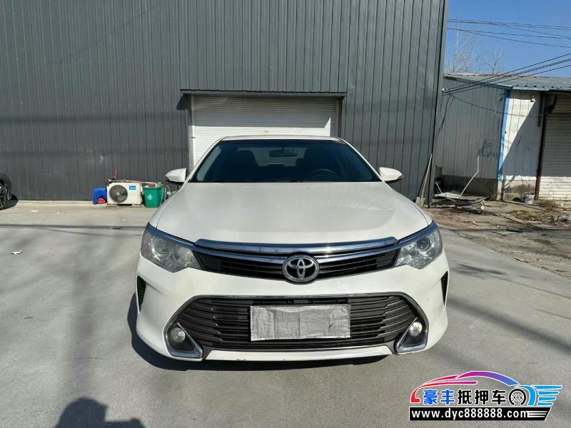 15年丰田凯美瑞轿车抵押车出售