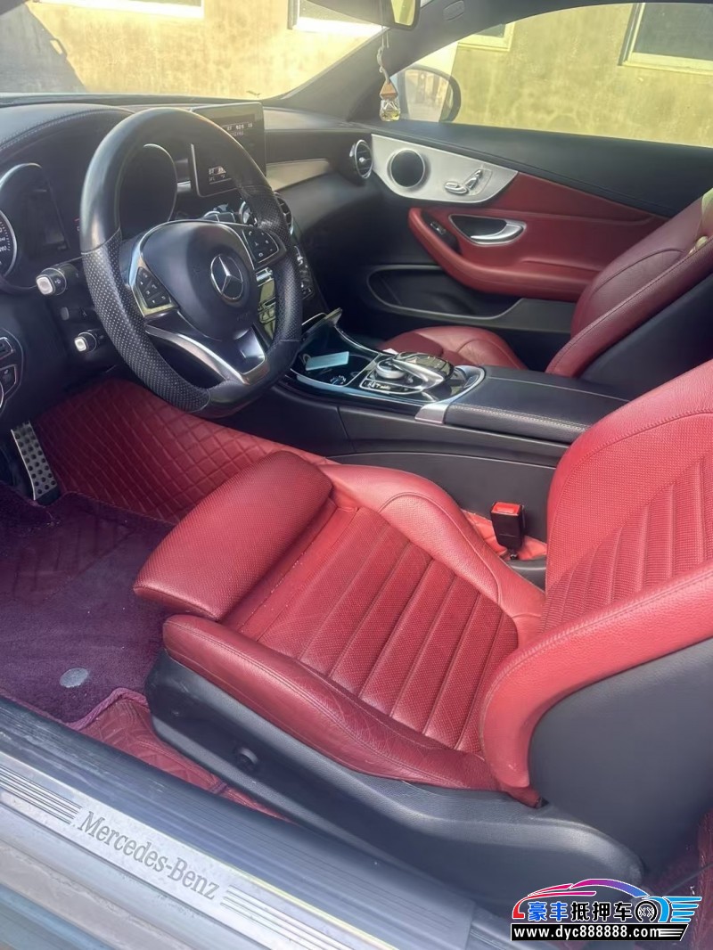 17年奔驰C轿车抵押车出售