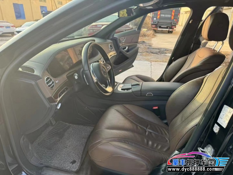 20年奔驰S轿车抵押车出售