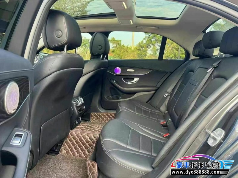 21年奔驰C轿车抵押车出售