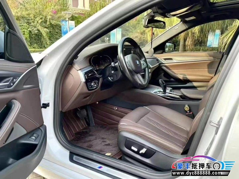 23年宝马5系轿车抵押车出售