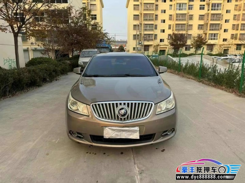 11年别克君越轿车抵押车出售