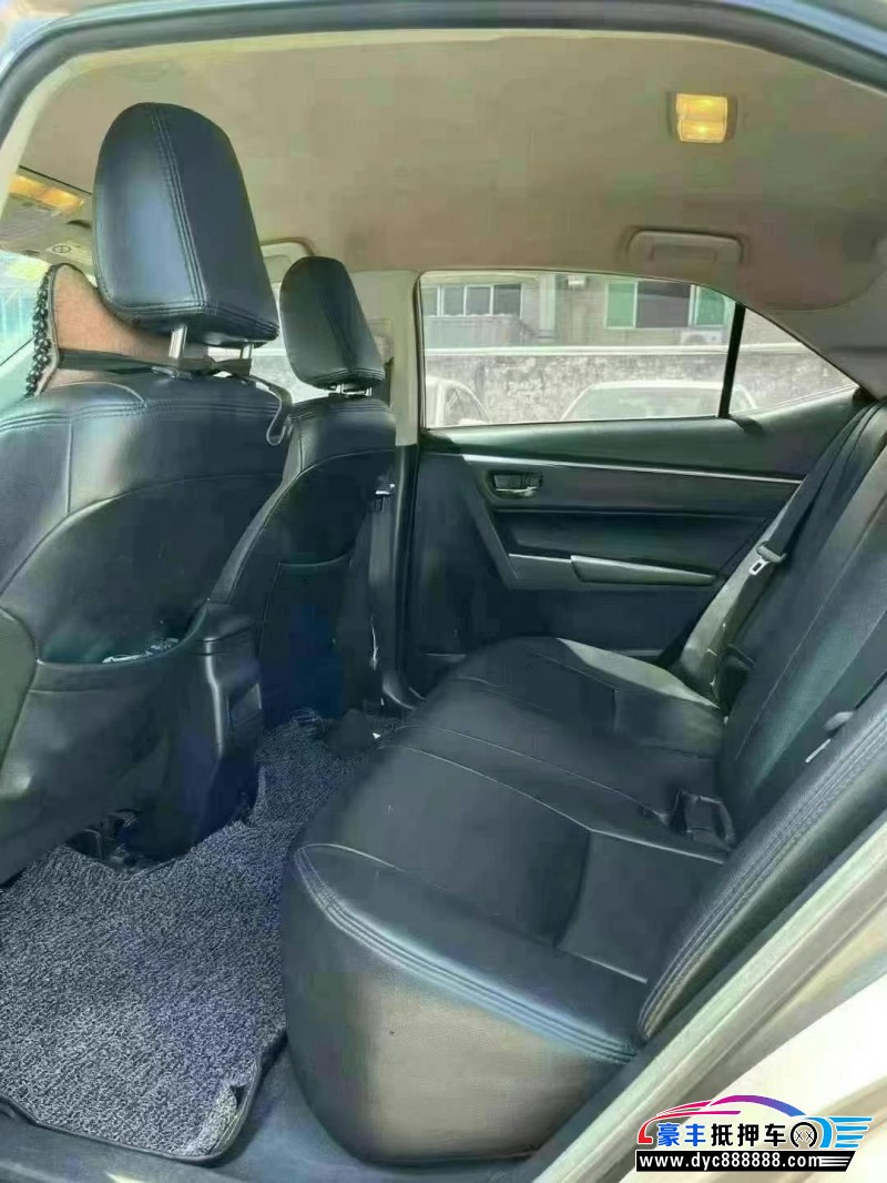 18年丰田卡罗拉轿车抵押车出售