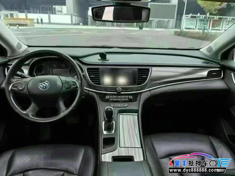 19年别克君越轿车抵押车出售