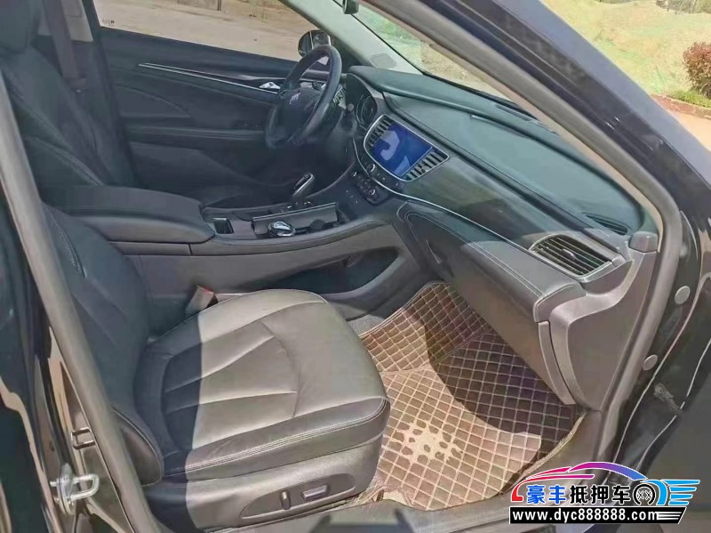 22年别克君越轿车抵押车出售