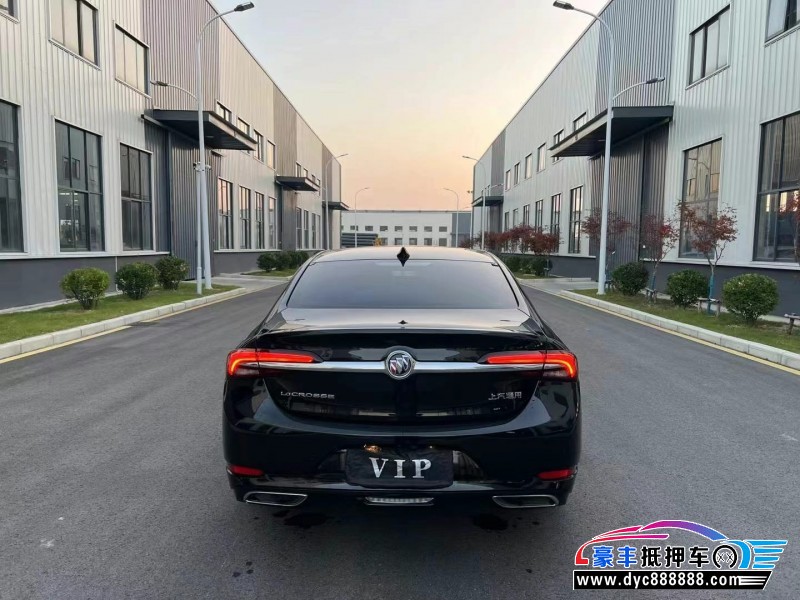 22年别克君越轿车抵押车出售