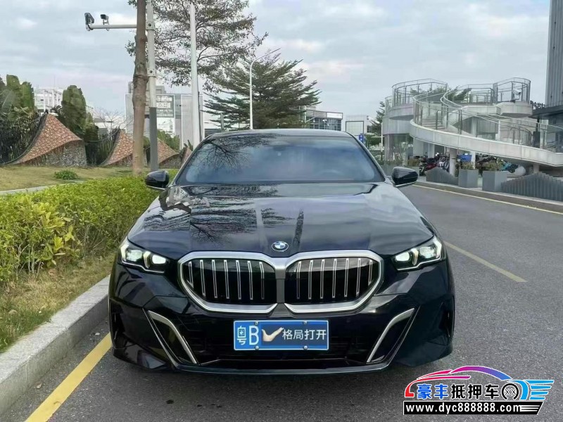 24年宝马5系轿车抵押车出售