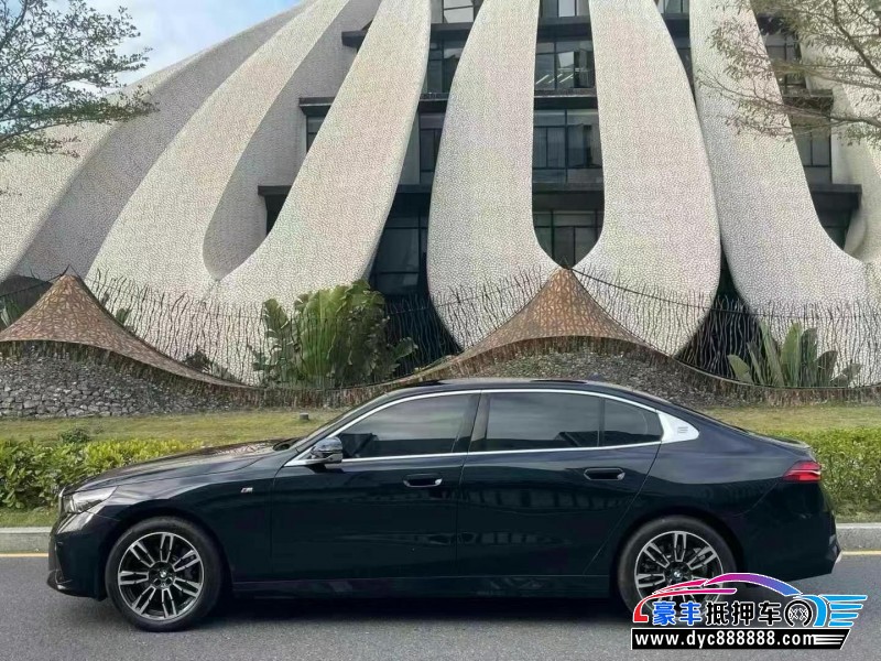 24年宝马5系轿车抵押车出售