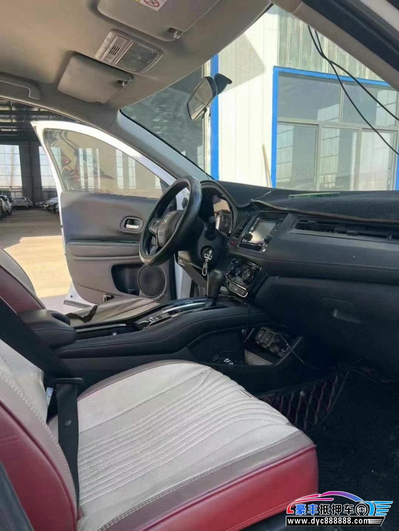 17年本田缤智轿车抵押车出售