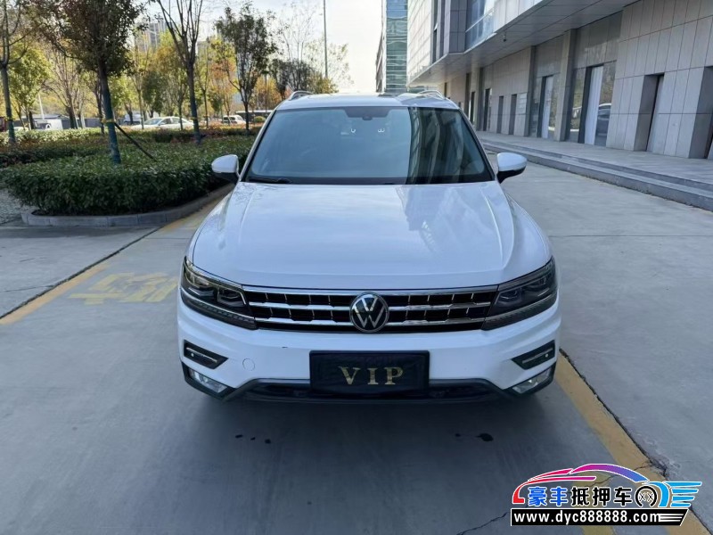 17年大众途观L轿车抵押车出售