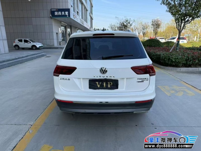 17年大众途观L轿车抵押车出售