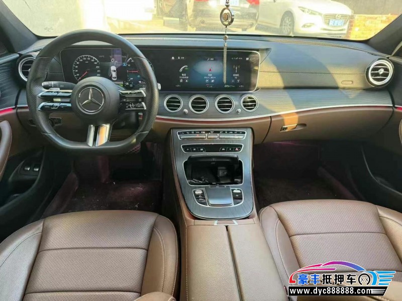 22年奔驰E轿车抵押车出售