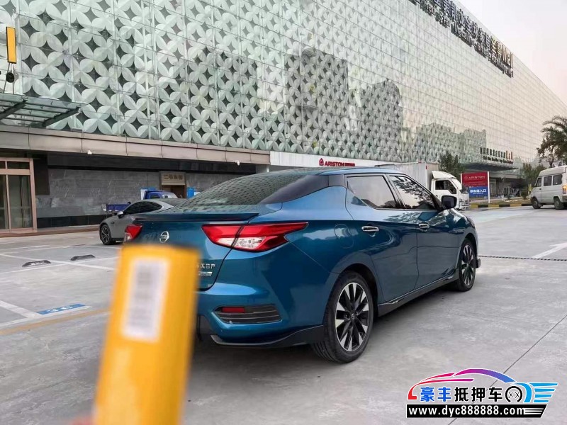 20年日产蓝鸟轿车抵押车出售