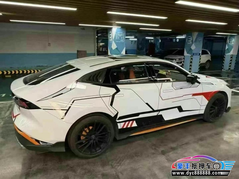 24年长安长安UNI轿车抵押车出售