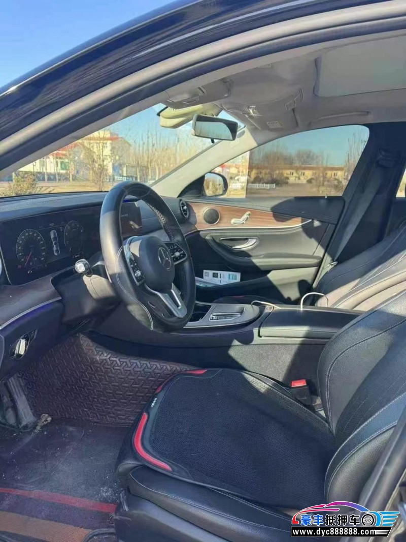 20年奔驰E轿车抵押车出售