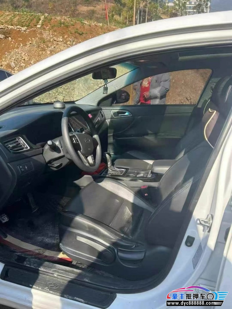 16年现代名图轿车抵押车出售