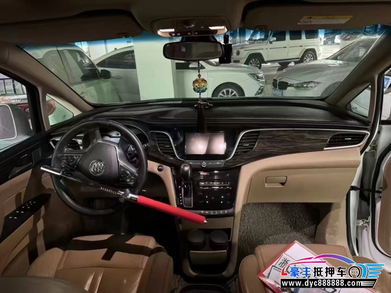 18年别克GL8轿车抵押车出售