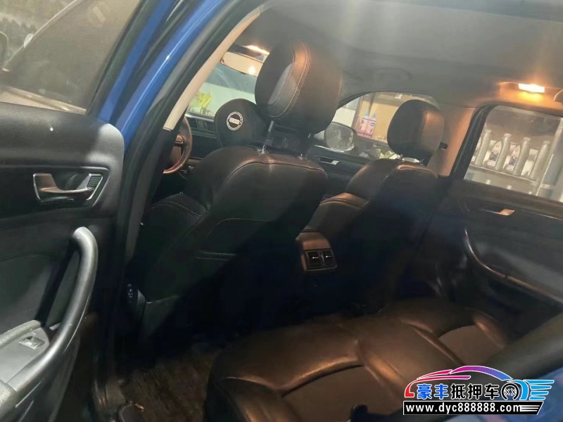 16年观致观致5轿车抵押车出售