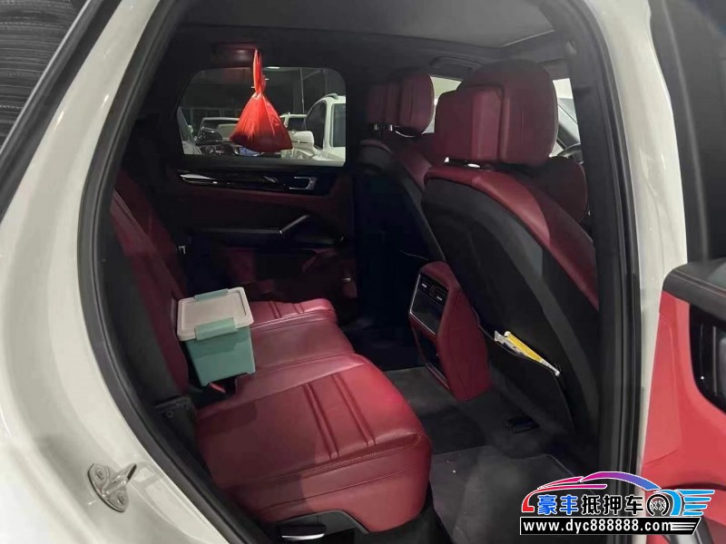 21年保时捷卡宴轿车抵押车出售