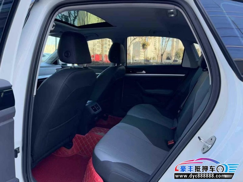 22年大众朗逸轿车抵押车出售