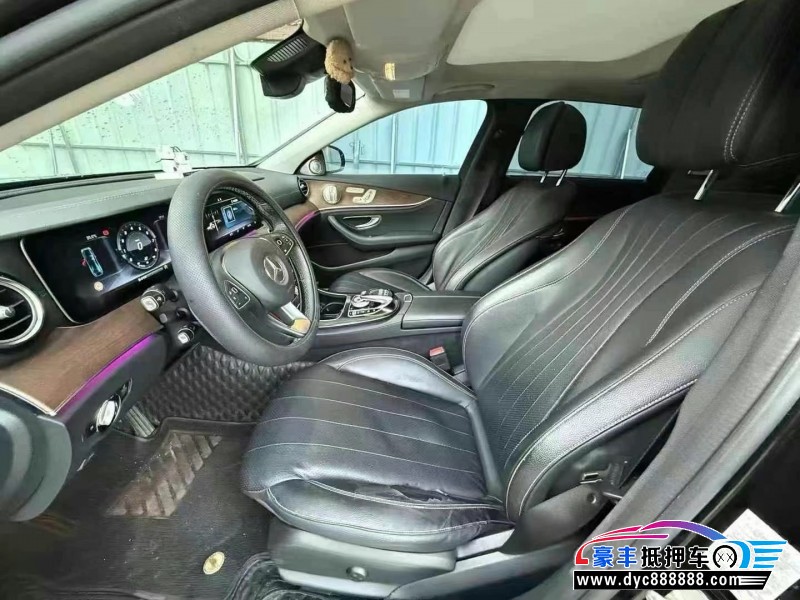 16年奔驰E轿车抵押车出售