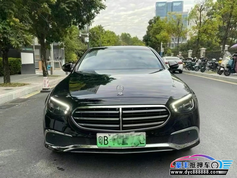 22年奔驰E轿车抵押车出售