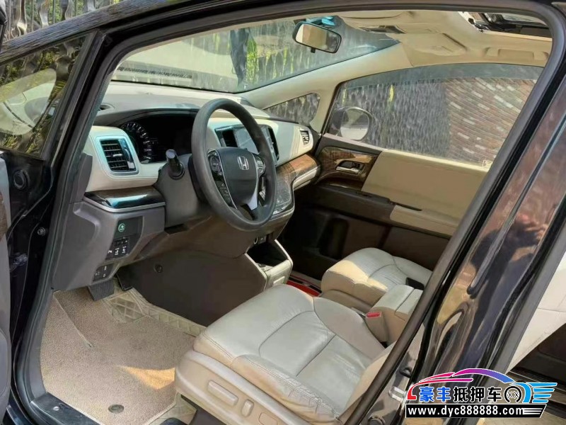16年本田奥德赛轿车抵押车出售
