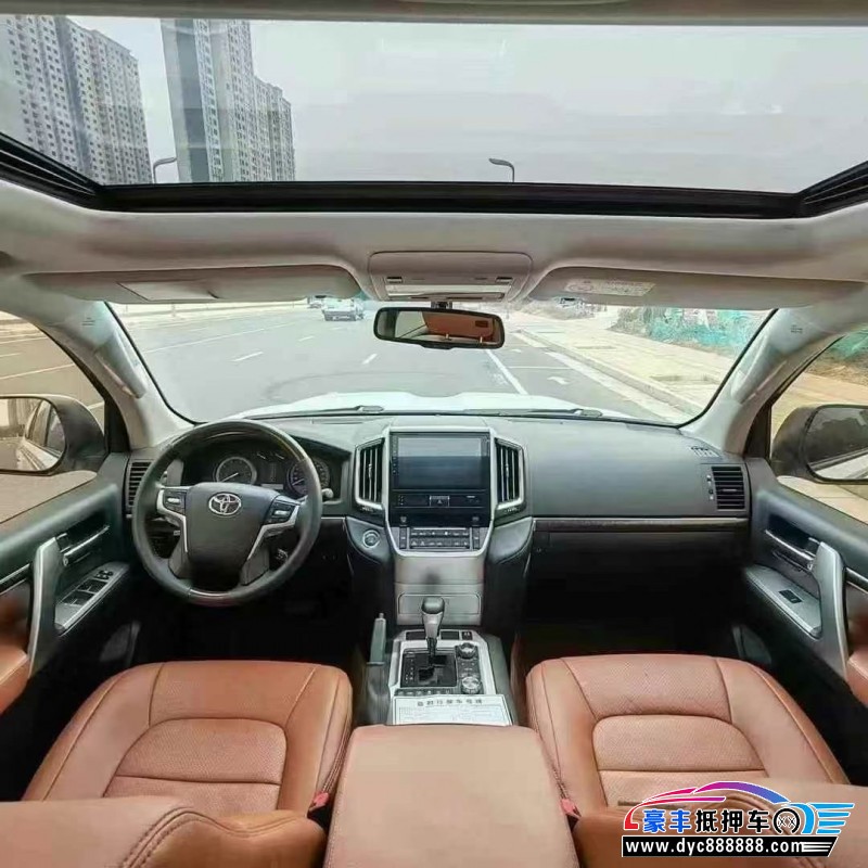 16年丰田兰德酷路泽（陆巡）轿车抵押车出售