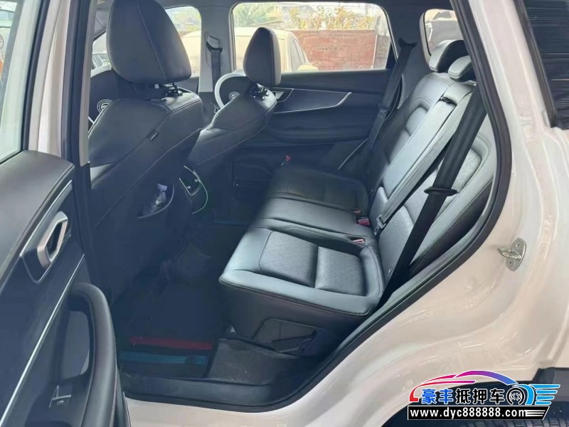 24年奇瑞瑞虎8轿车抵押车出售