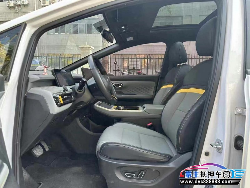 21年埃安Y70轿车抵押车出售