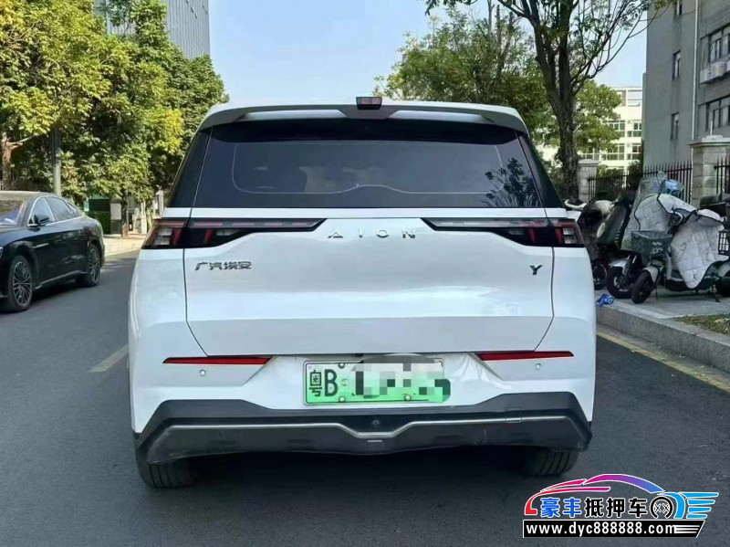 21年埃安Y70轿车抵押车出售