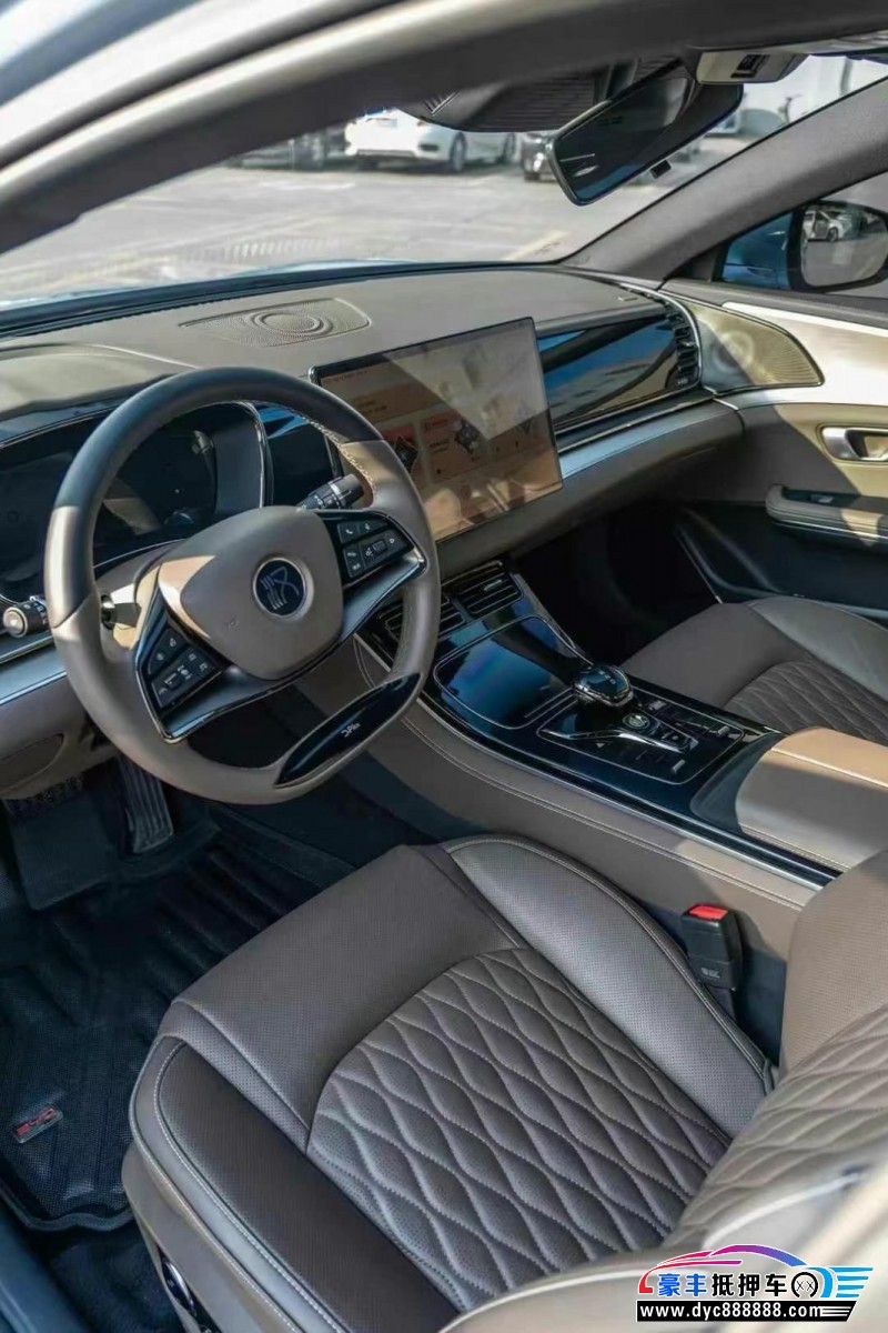 24年比亚迪汉轿车抵押车出售