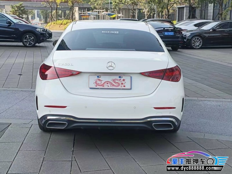 24年奔驰C轿车抵押车出售