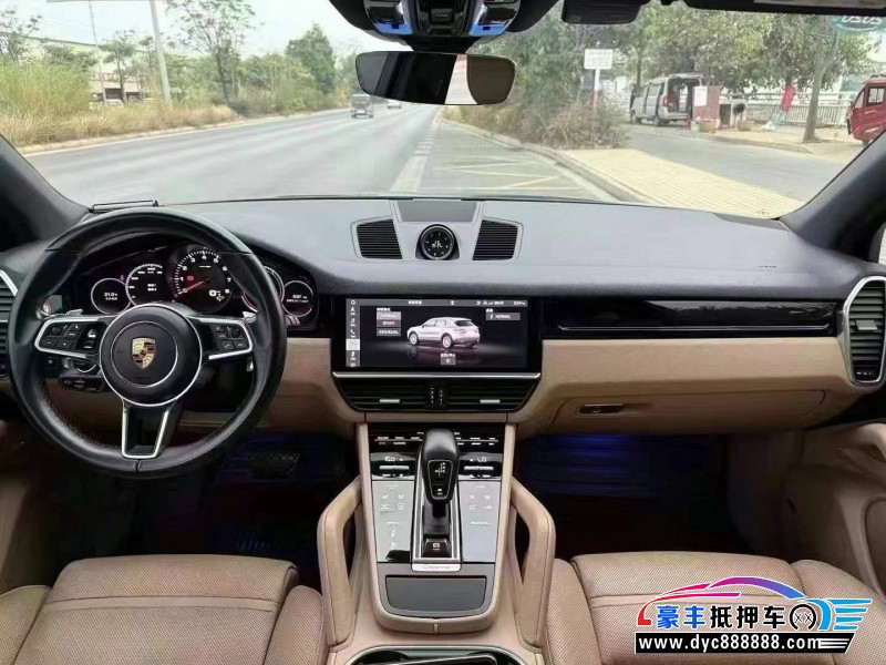 19年保时捷卡宴轿车抵押车出售