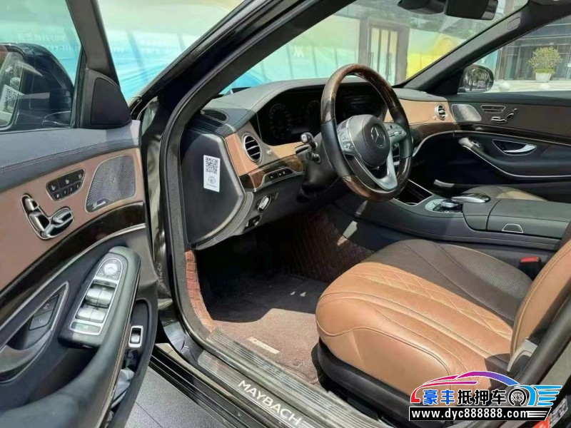 17年奔驰迈巴赫S级轿车抵押车出售