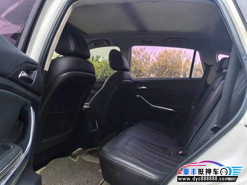 19年比亚迪宋轿车抵押车出售