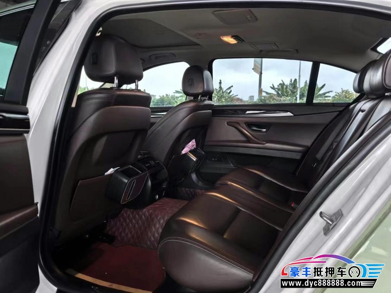 15年宝马5系轿车抵押车出售