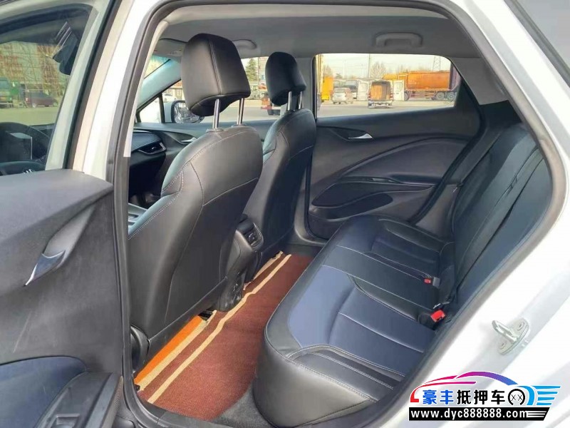 23年别克微蓝轿车抵押车出售