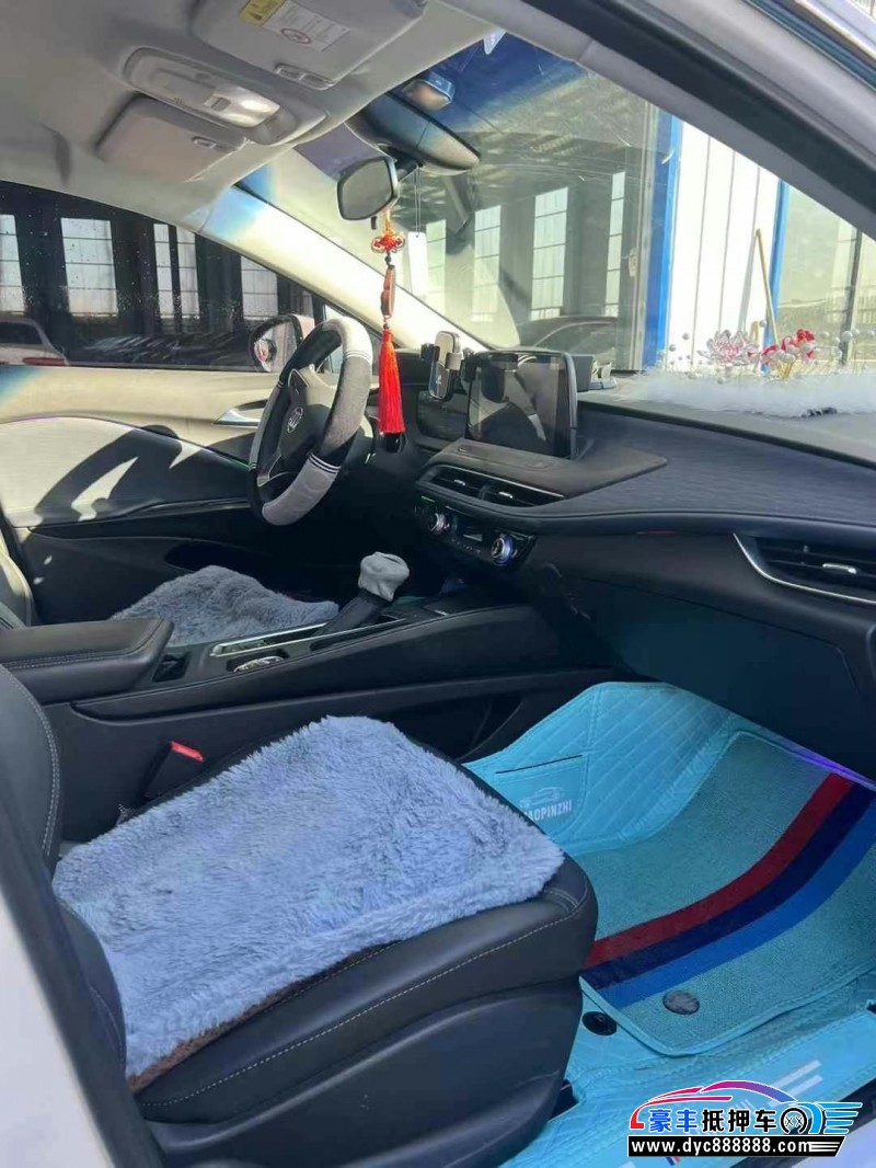 24年别克微蓝轿车抵押车出售